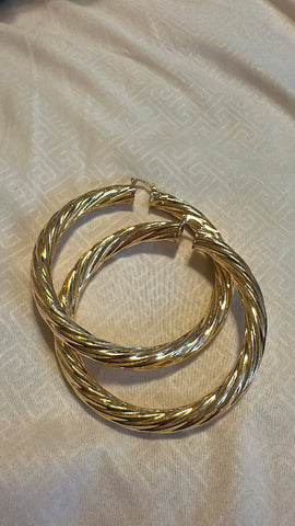Tricolor hoop earrings
